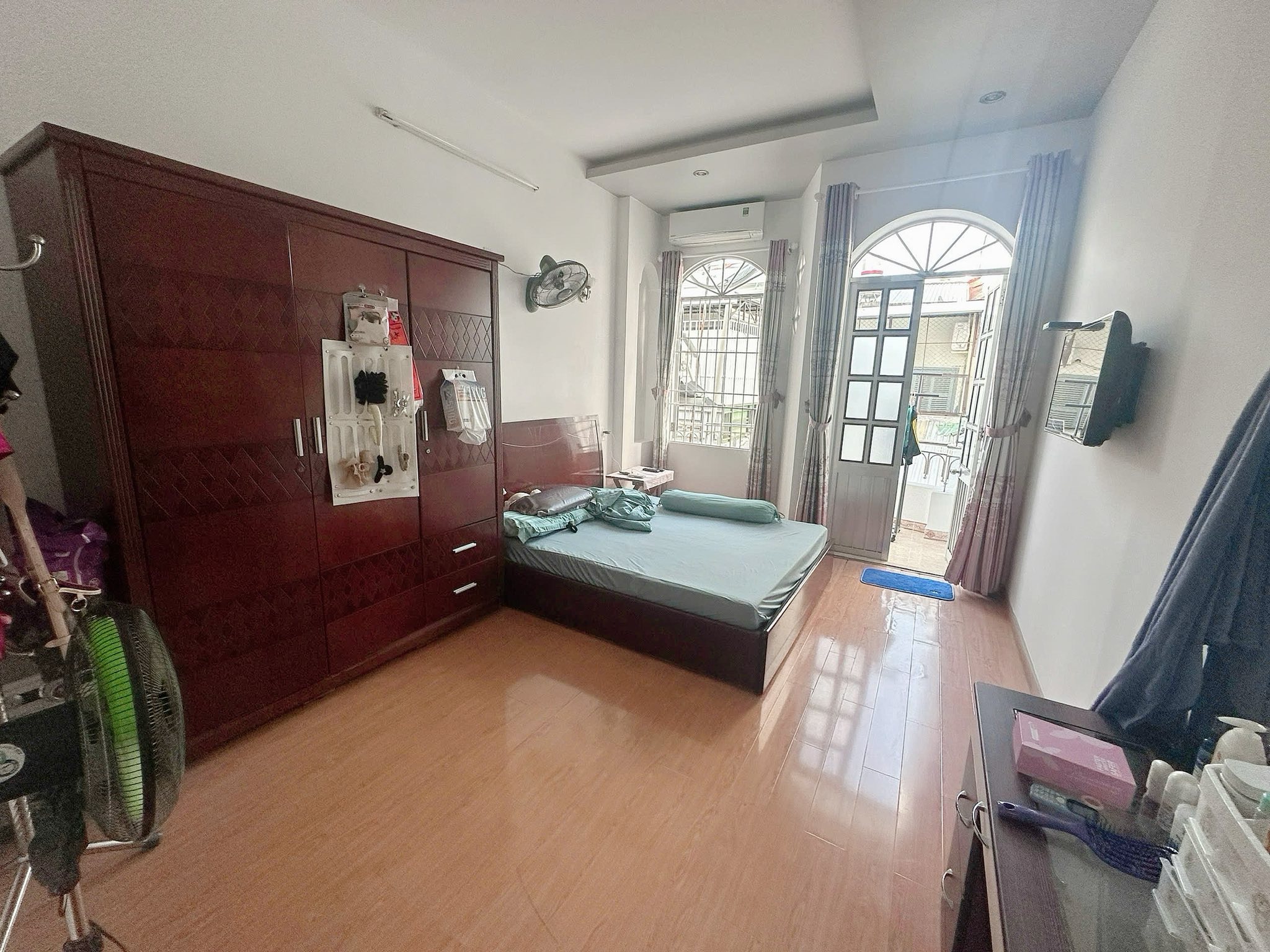 BÁN NHÀ TTTP 3 TẦNG HẺM TRƯƠNG ĐỊNH PHƯỚC HOÀ 5