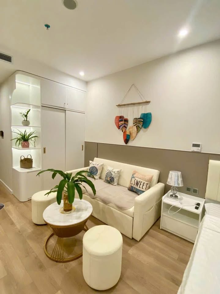 Cần bán Căn hộ chung cư đường Hoàng Quốc Việt, Phường Bãi Cháy, Diện tích 33m², Giá 1.7 Tỷ 5