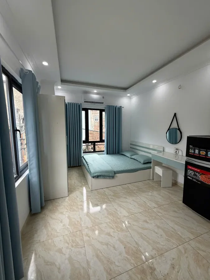 BÁN NHÀ RIÊNG MỚI NGÕ THÔNG Ô TÔ QUA Nguyễn Văn Cừ 4 tầng, 38m2 X7.3 Tỷ Long Biên. 5