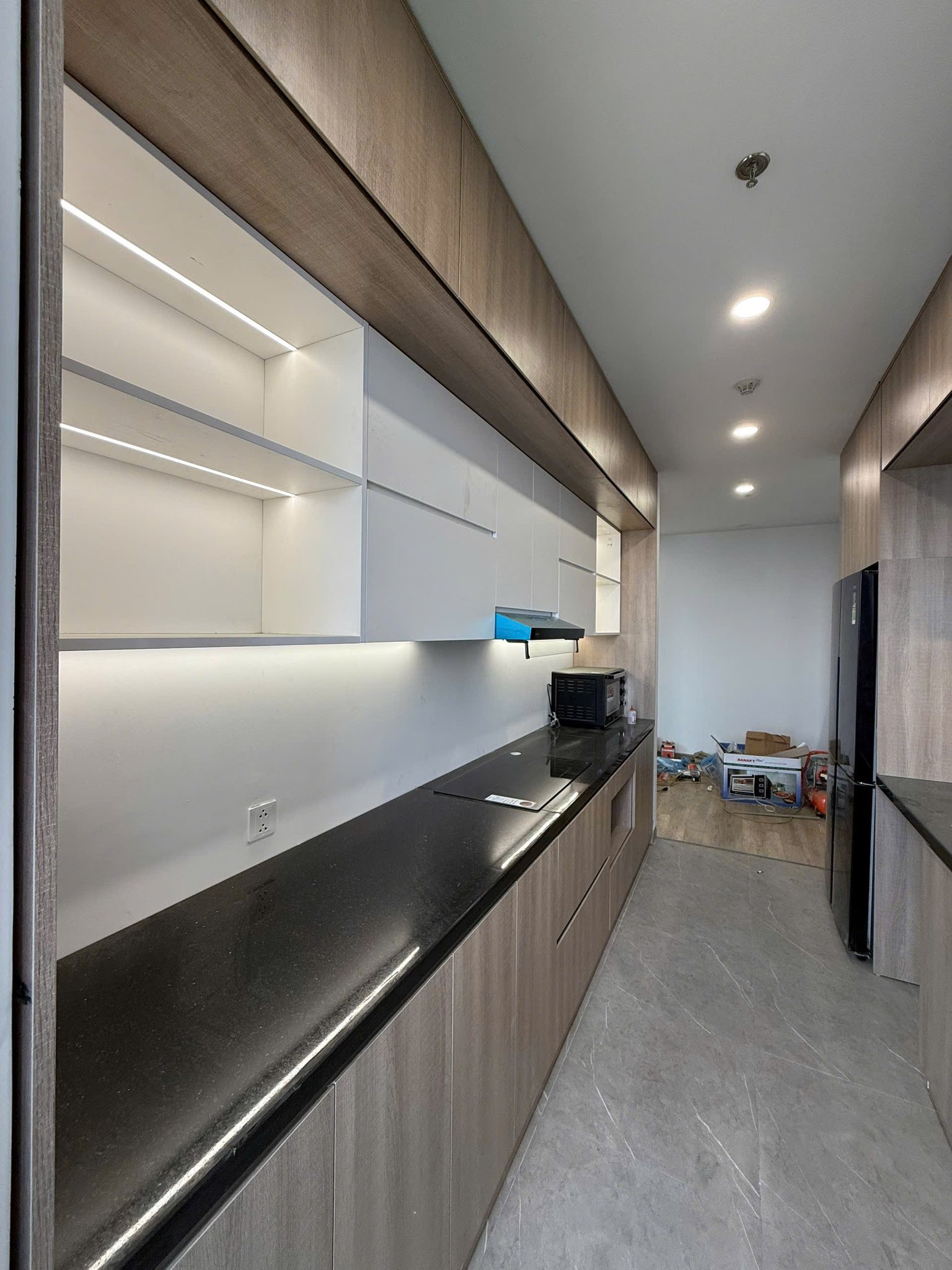 Căn hộ hoàn thiện đẹp, thiết kế 3 ngủ 102m- An Lạc, Symphony, Hoài Đức. 2