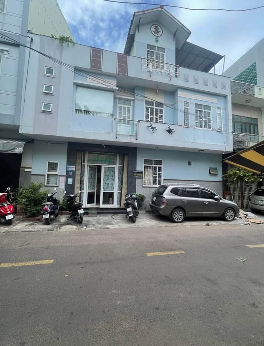 Cần bán Nhà mặt tiền đường Huỳnh Thúc Kháng, Phường Thị Nại, Diện tích 39m², Giá 3.6 Tỷ