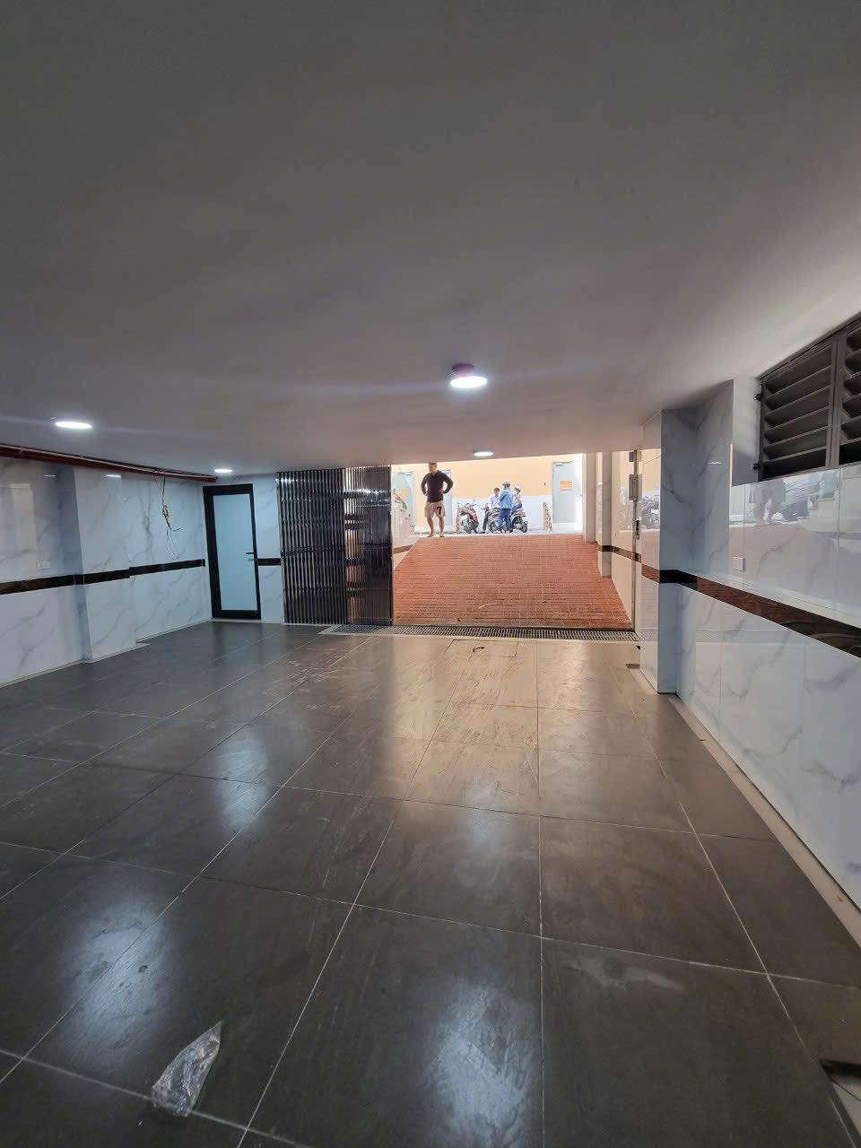 Building ÔTÔ Tránh 200M Ra Hồ Tây 9 Tầng 51.5 Tỷ  Lô Góc 3 Mặt giữ tiền siêu đẹp 3