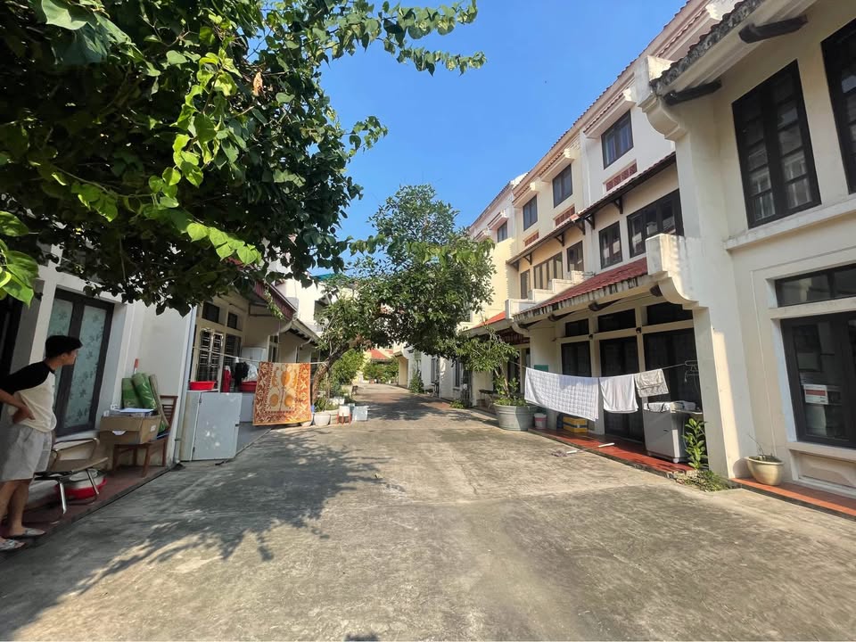 Cần bán Căn hộ chung cư đường Hoàng Quốc Việt, Phường Bãi Cháy, Diện tích 78m², Giá 10.2 Tỷ 9