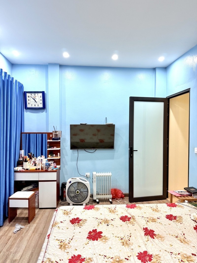 71M2 VŨ TÔNG PHAN Ô TÔ ĐỖ CỬA - GẦN PHỐ - NHÀ TỰ XÂY KIÊN CỐ - CHỈ 13.3 TỶ 4