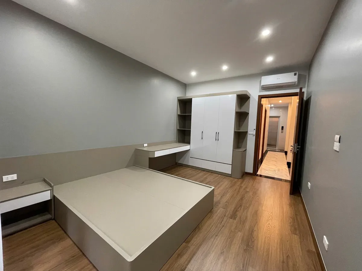 NHÀ MỚI ĐẸP FULL NỘI THẤT Bồ Đề 55m2 X 5 tầng mặt tiền 3.6m,12.5 tỷ Long Biên. 4