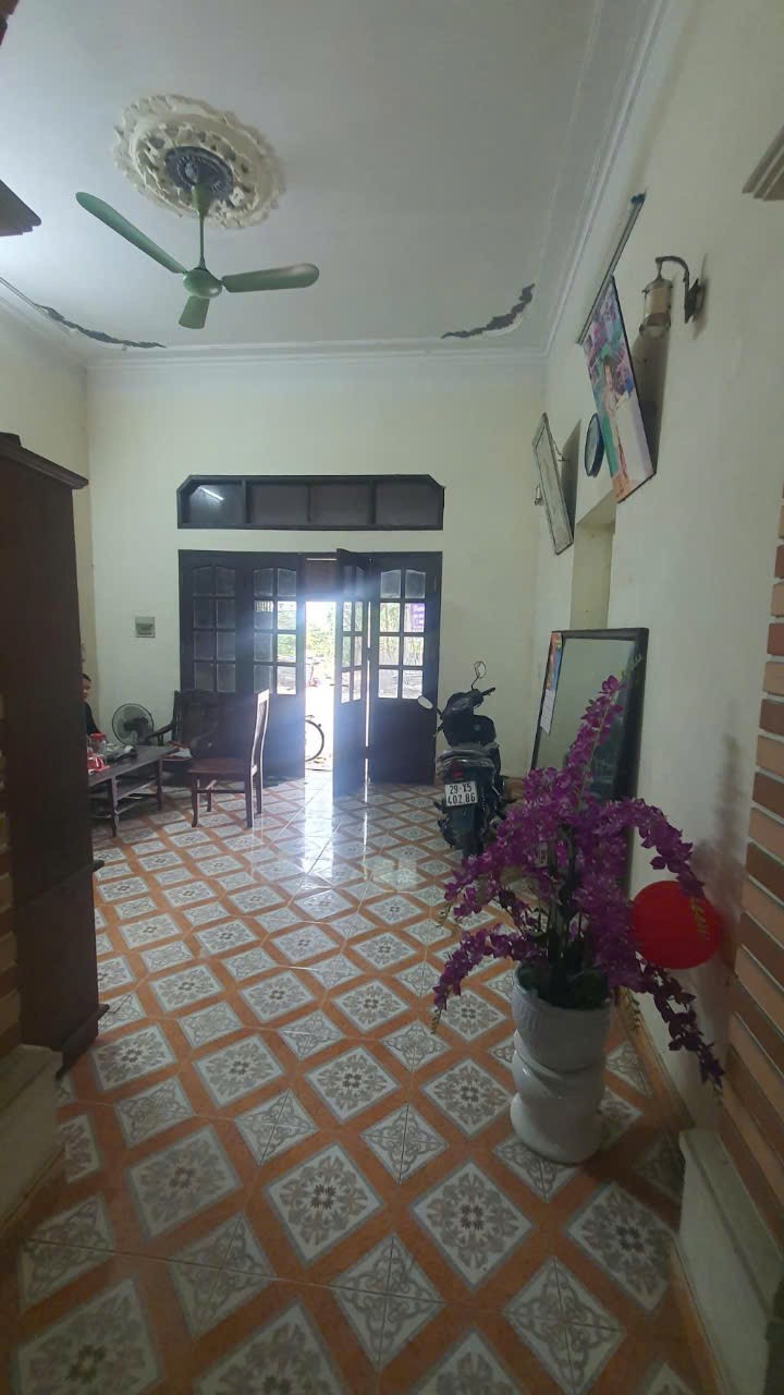 NGÃ TƯ SƠN ĐỒNG, MẶT ĐƯỜNG 422B - VỈA HÈ - KINH DOANH ĐỈNH. 2
