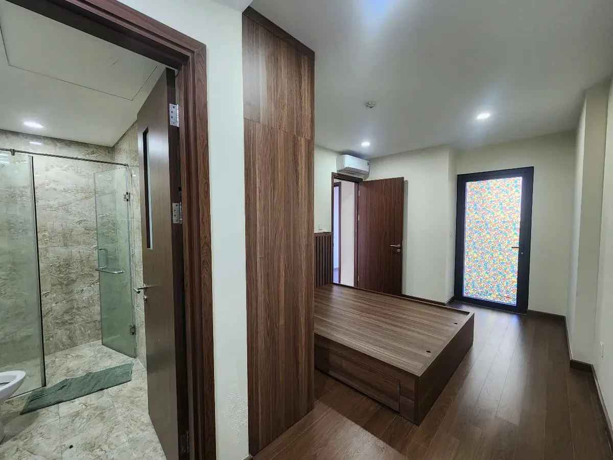 Mặt phố 8 tầng, thang máy, 65m2, mặt tiền 5m phố Tôn Đức Thắng