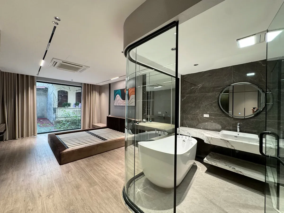 NHÀ ĐẸP Ô TÔ VÀO NHÀ Phố Nguyễn Văn Cừ 58m2 X 7 tầng 17.8 tỷ Long Biên. 4