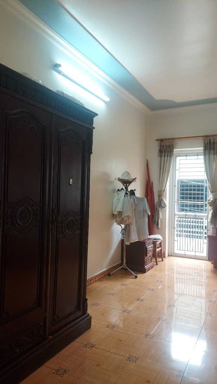 Cần bán Nhà mặt tiền đường Thiên Lôi, Phường Vĩnh Niệm, Diện tích 70m², Giá 4.3 Tỷ 4
