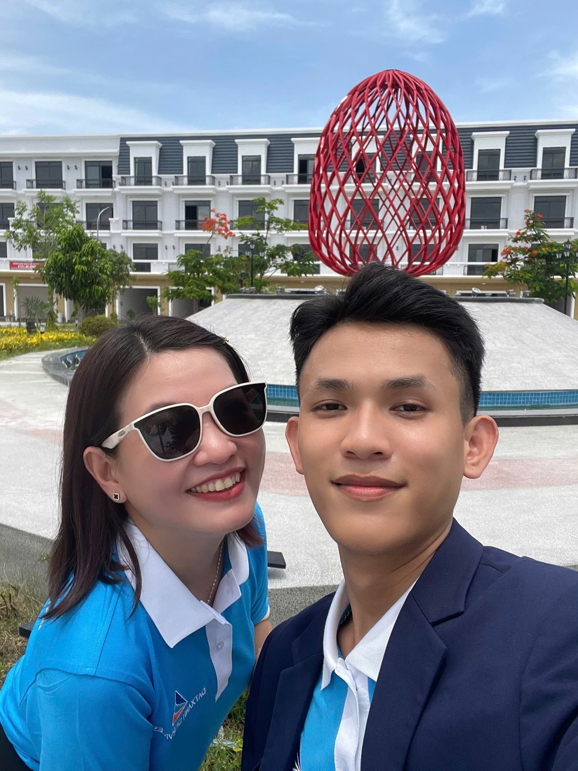 TẶNG NGAY 700TR CHO 10 KH ĐẦU TIÊN ĐẶT CỌC NHÀ PHỐ 4 TẦNG NGAY TRUNG TÂM BIỂN NINH CHỬ