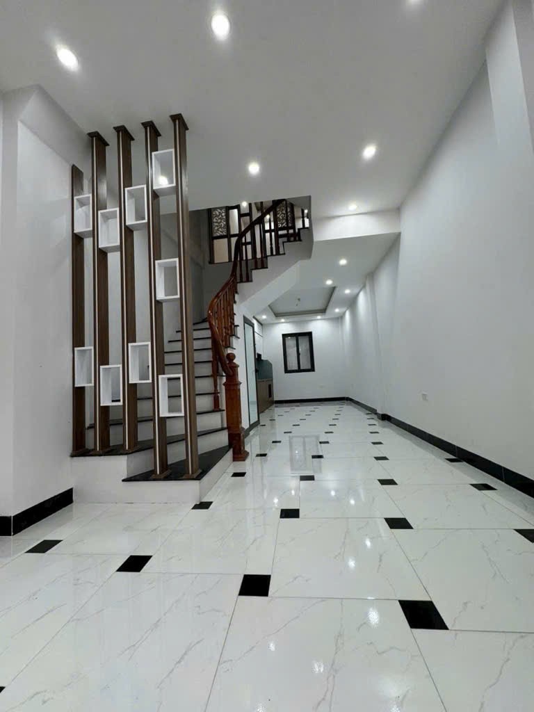 40m2 NHÀ XÂY MỚI ÔTÔ ĐỖ CỬA, GẦN CHỢ #LAI_XÁ, SÁT ĐƯỜNG QL 32, nhỉnh 6 tỷ 2