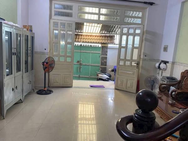 Cho thuê Nhà mặt tiền đường 51, Phường Hiệp Bình Chánh, Diện tích 200m², Giá 11 Triệu/tháng 3