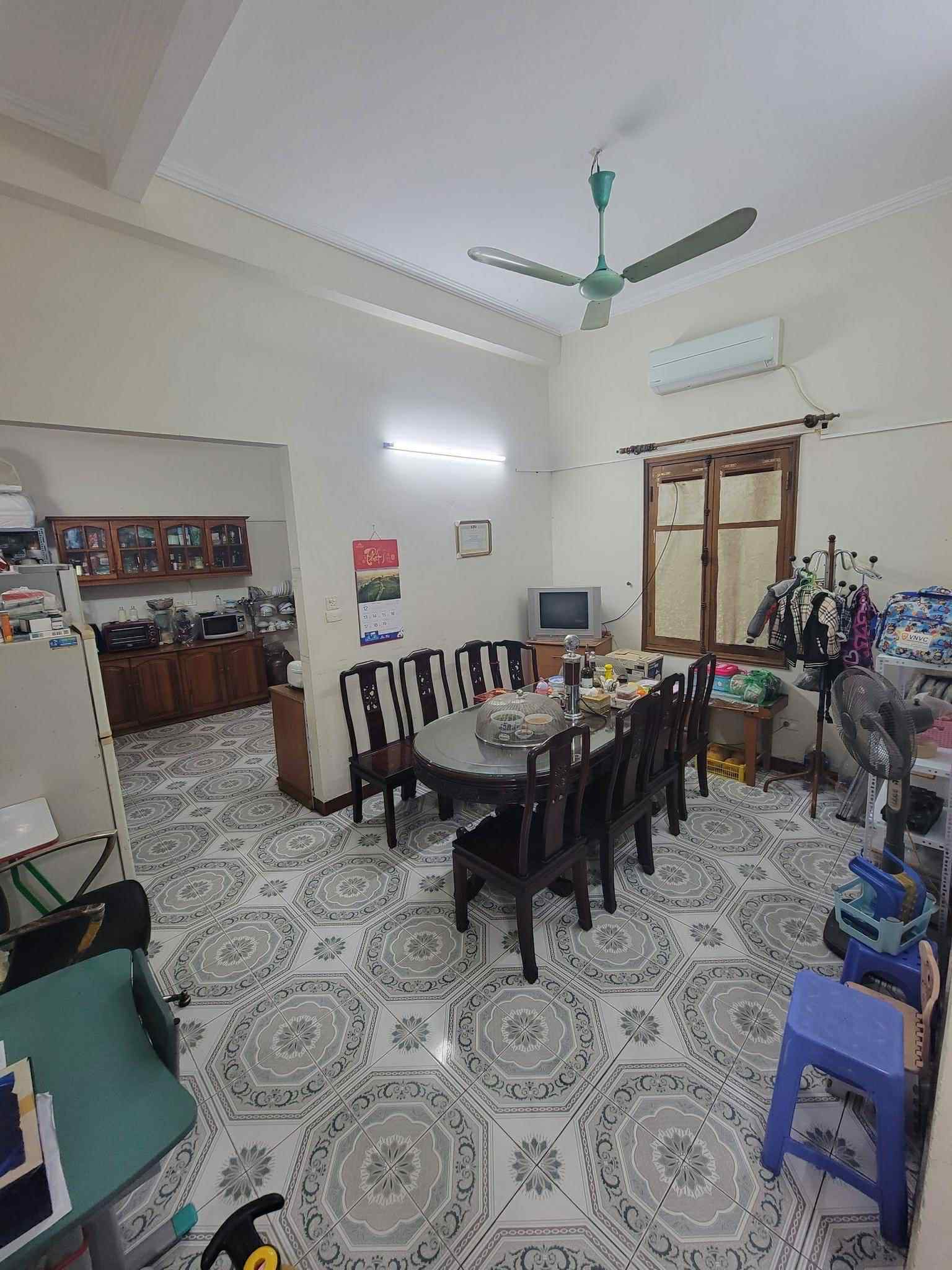 bán nhà Ngọc Thuỵ, 160m, mặt tiền 7m, ôtô tránh, cạnh chợ Ngọc Thuỵ, gần đường Hồng Tiến kéo dài 2