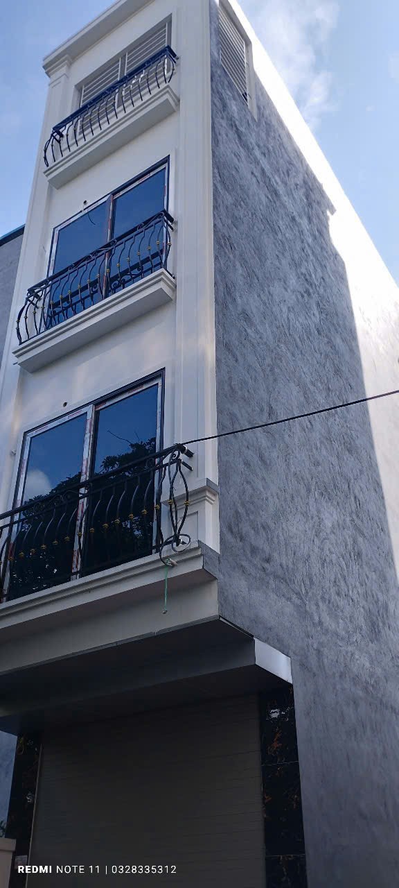 35m2x 4 TẦNG, ĐƠN LẬP, NỞ HẬU, HÀNG XÓM CC WISTERIA, VÀI BƯỚC RA ĐH CÔNG NGHIỆP, NGÃ TƯ NHỔN