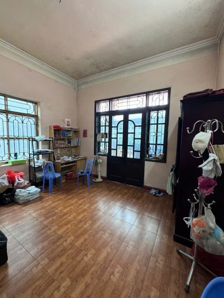 98m2 NHÀ 3 TẦNG, NGỌC MẠCH, XUÂN PHƯƠNG, SÂN ĐỂ ÔTÔ TẢI, nhỉnh 11 tỷ 2