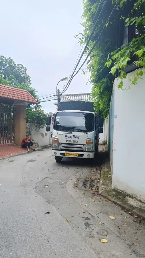 NHÀ MỚI NGÕ THÔNG Ô TÔ Phố Thạch Bàn 52m2 X 5 tầng 8.85 tỷ Long Biên.