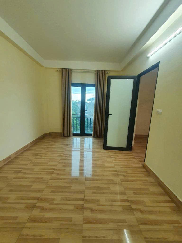 YÊN NGHĨA QUANG TRUNG GIẢM CHÀO 200TR CHỈ CÒN 5 TỶ 200TR VỚI 36M VUÔNG ,GẦN BẾN XE YÊN NGHĨA ,NHÀ 3