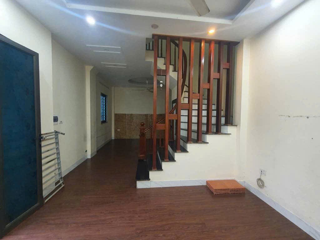 YÊN NGHĨA QUANG TRUNG GIẢM CHÀO 200TR CHỈ CÒN 5 TỶ 200TR VỚI 36M VUÔNG ,GẦN BẾN XE YÊN NGHĨA ,NHÀ