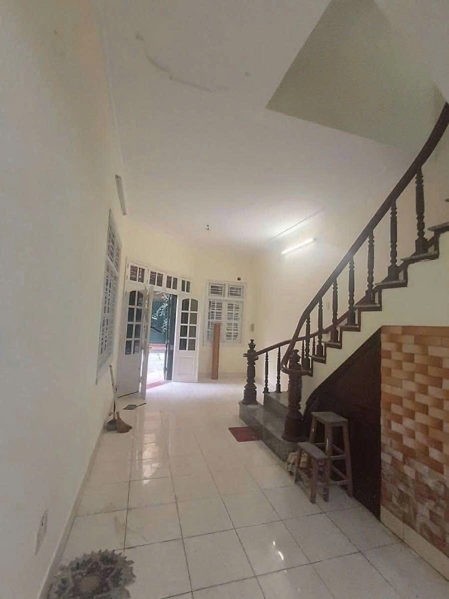 Cho thuê nhà ngõ ô tô - KD Hồng Mai - Bạch Mai - Hai Bà Trưng 50m x 4T, 4PN giá 12 triệu