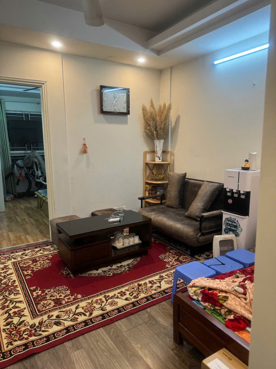Bán căn hộ CCMN 1194 đường Láng - Đống Đa 50m, căn góc, giá 1.85 tỷ, 20M ra ô tô 2
