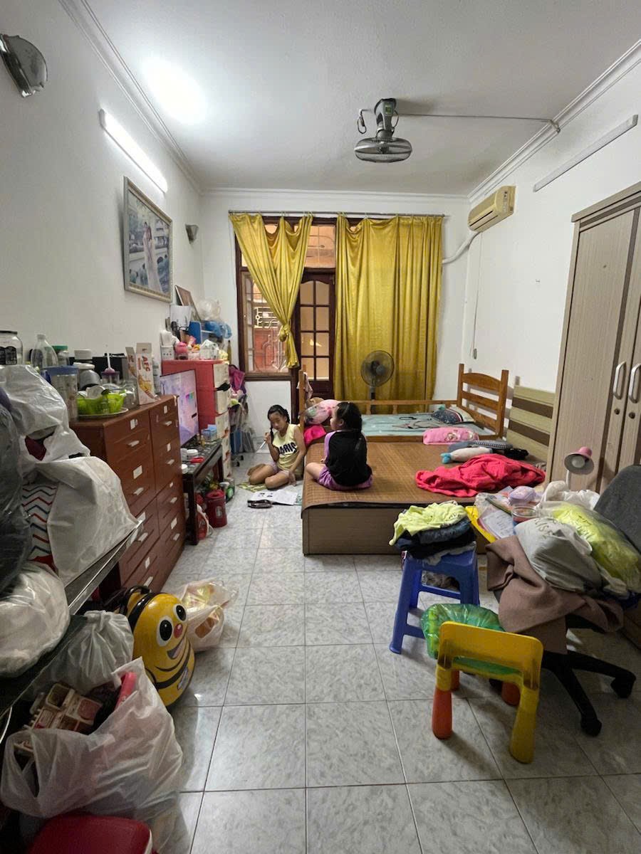 Bán nhà Trung Tiền - Khâm Thiên - Đống Đa 33m x 4T giá 7.3 tỷ, dân xây, gần ô tô, ở ngay 2