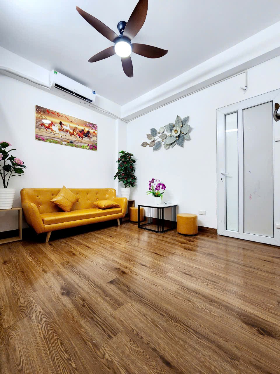 Bán căn hộ CCMN ngõ Phạm Thận Duật - Mai Dịch  - Cầu Giấy 45m, 2 ngủ giá 1.6 tỷ 2
