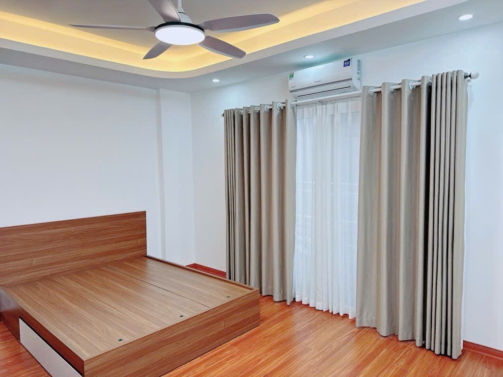 Bán nhà Minh Khai - Hai Bà Trưng 33m x 5T giá 8.5 tỷ, nhà mới, nội thất đẹp, 2 thoáng 3