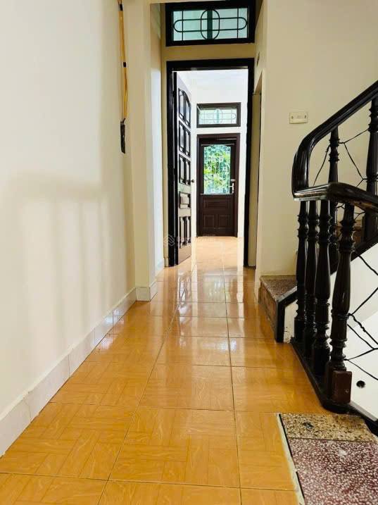 Cần cho thuê nhà Đặng Thùy Trâm, Hoàng Quốc Việt 50m x 4T giá 16.5 triệu, ngõ ô tô 3