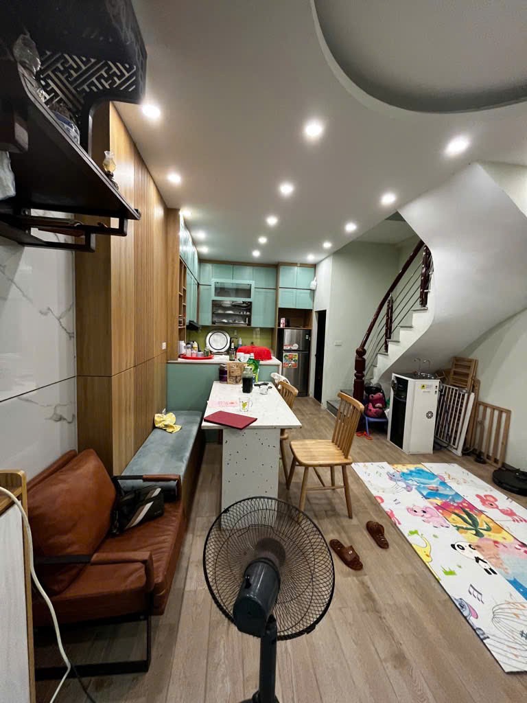 YÊN NGHĨA, NHÀ DÂN XÂY,  82M CHỈ HƠN 7 TỶ ,NỞ HẬU , GẦN MẶT PHỐ, 2 THOÁNG, DÂN CƯ SẦM UẤT 2