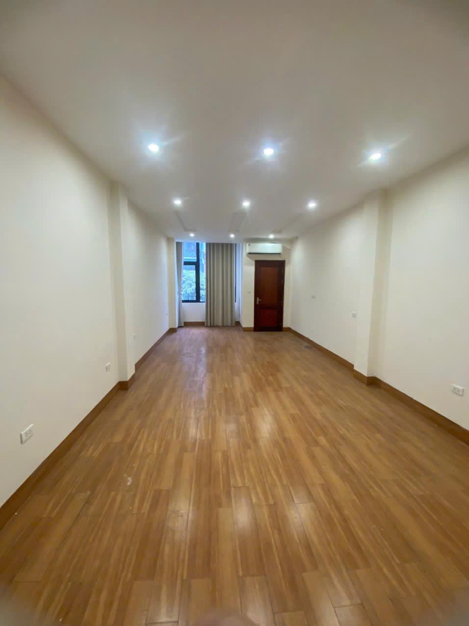 Cho thuê nhà Mặt Phố Dương Khuê - Mai Dịch - Cầu Giấy THANG MÁY - KD 50m x 6T giá 40TR 4