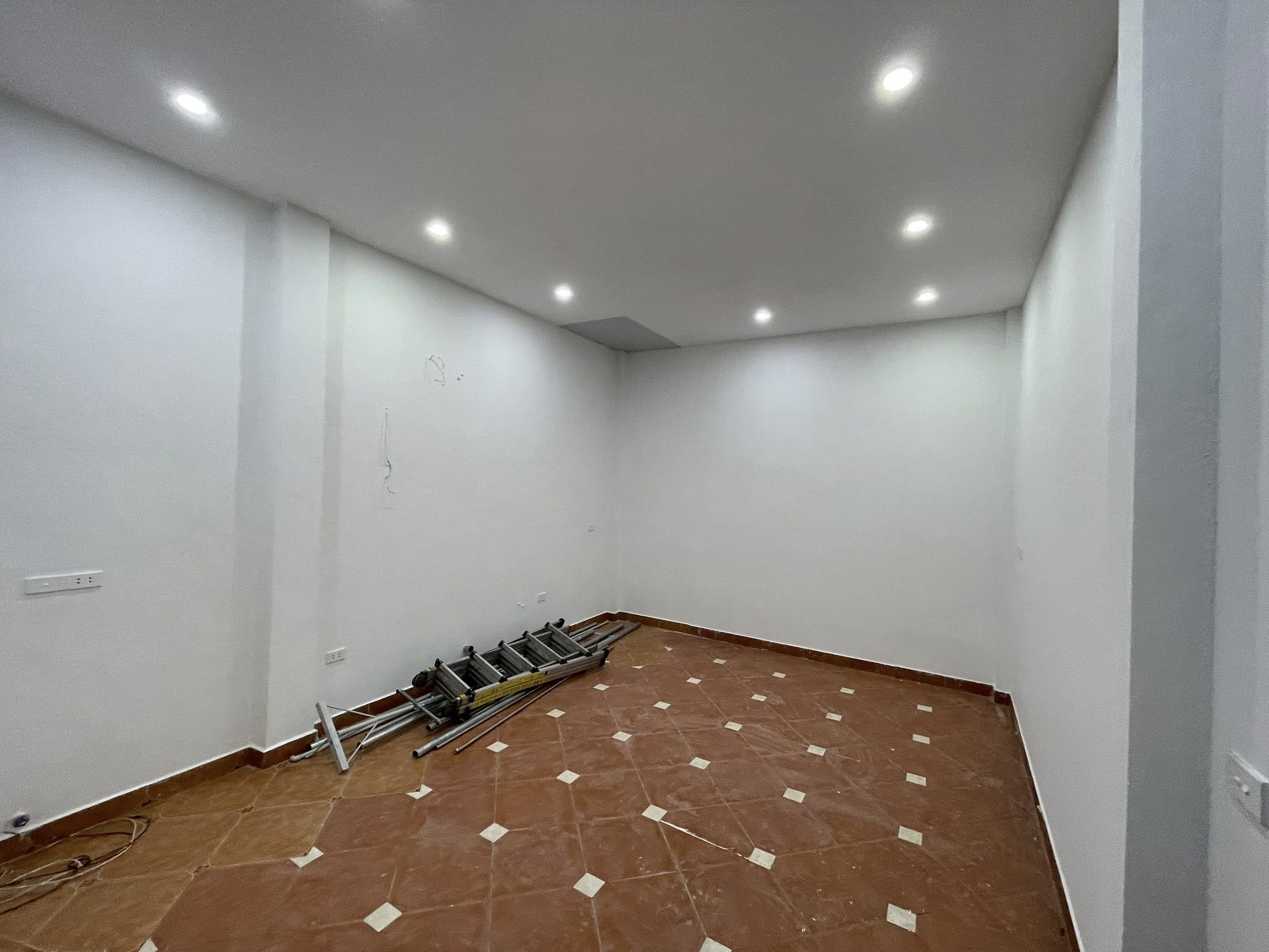 Cho thuê nhà phân lô - ô tô - KD Đầm Trấu, Hai Bà Trưng 60m x 4T, MT 4M giá 22 triệu 3