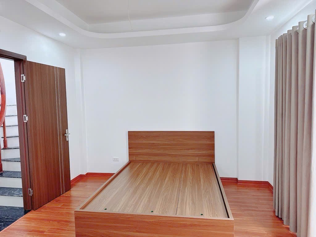 Bán nhà Minh Khai - Hai Bà Trưng 33m x 5T giá 8.5 tỷ, nhà mới, nội thất đẹp, 2 thoáng 5