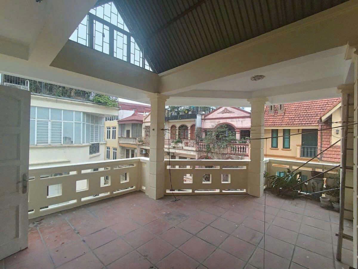 Cho thuê nhà ngõ ô tô - KD Hồng Mai - Bạch Mai - Hai Bà Trưng 50m x 4T, 4PN giá 12 triệu 5