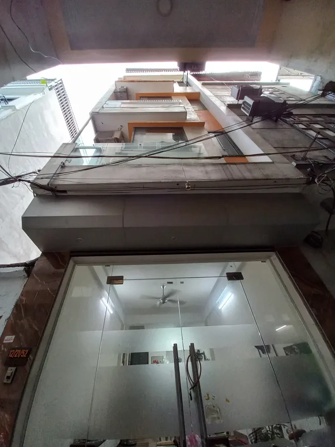 NHÀ MẶT NGÕ Ô TÔ Phố Ngọc Lâm 38/42m2 X 5 tầng mặt tiền 3.7m, 8.2 tỷ Long Biên.