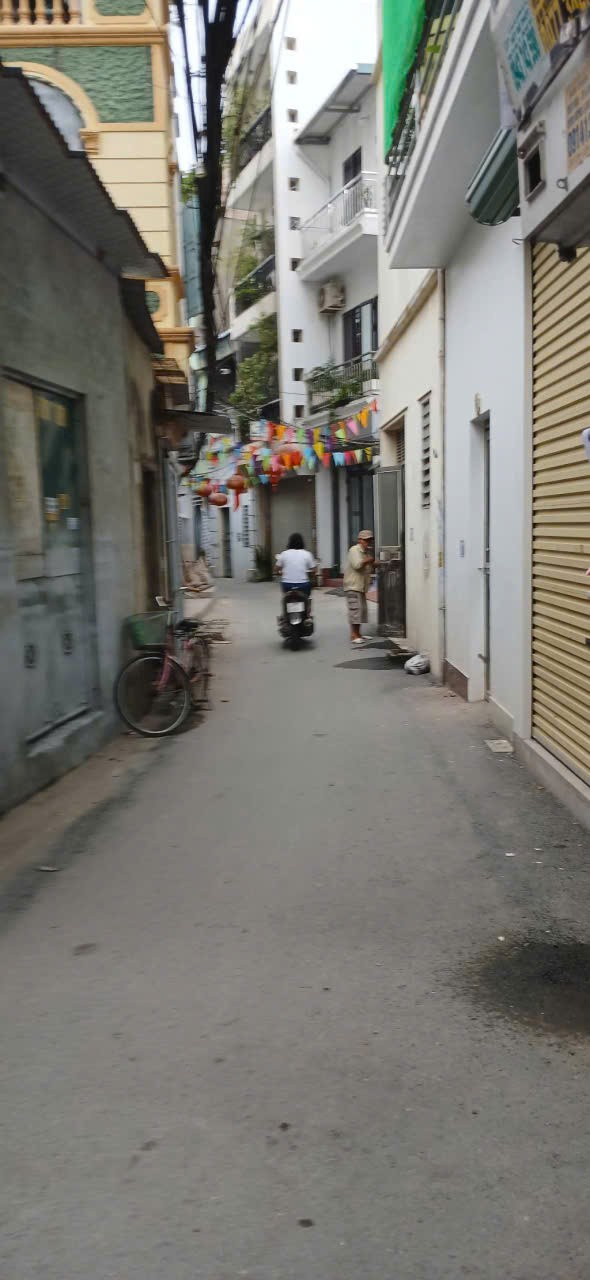 NHÀ ĐẸP, MỚI KINH KOONG,4 TẦNG,NỘI THẤT ĐẦY ĐỦ,SẤP SỈ 5 TỶ