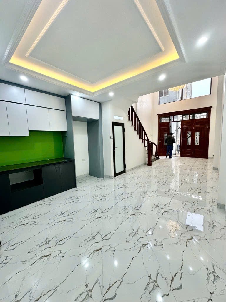 NHÀ MỚI KÍNH COONG -ĐẠI HƯNG- LẠC THỊ- NGÕ NÔNG - 3 THOÁNG - Ở CỰC SƯỚNG-Ô TÔ ĐỖ CỔNG -NHỈNH