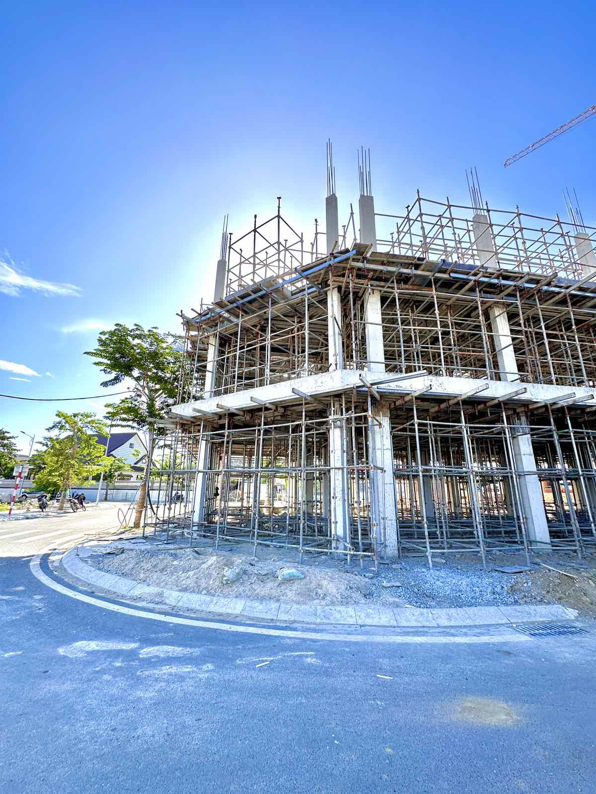 Cần bán 2 lô đất gần Công viên Ánh sáng , sau lưng trung tâm thương mại Phủ Hà 3