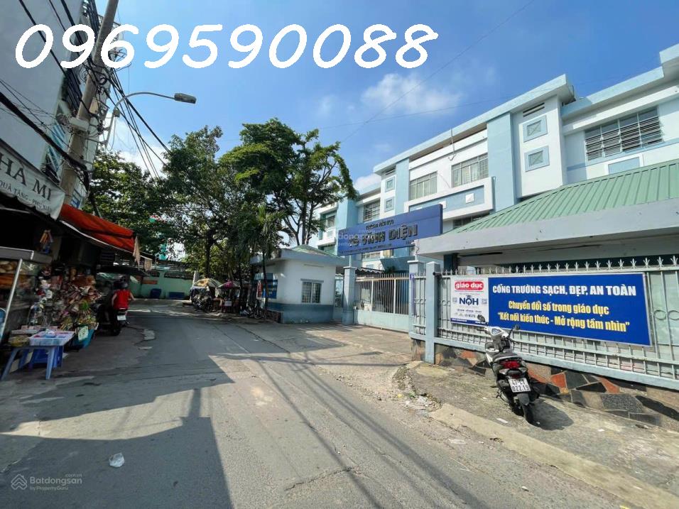 BÁN NHÀ HXH TÂN QUÝ, TP, 53M2, 2 TẦNG, SHR, GIÁ CHỈ 6TỶ!