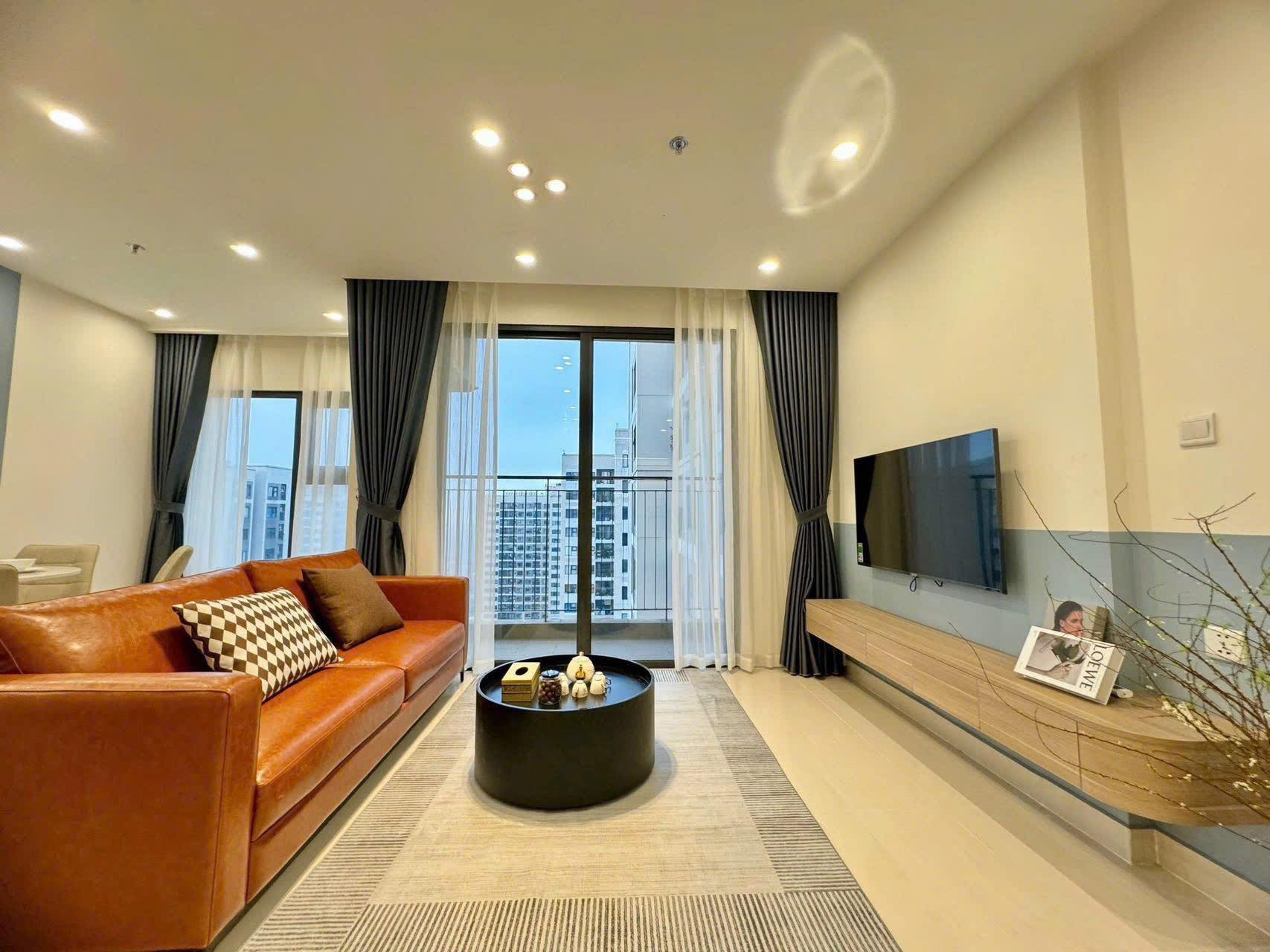 Cần bán Căn hộ chung cư dự án Vinhomes D'Capitale, Diện tích 83m², Giá 8 Tỷ 4