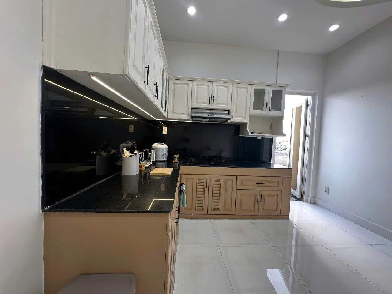 CHÍNH CHỦ BÁN CĂN HỘ GÓC 74M2 – VIEW ĐẸP – FULL NỘI THẤT CAO CẤP – GIÁ SIÊU TỐT! 8