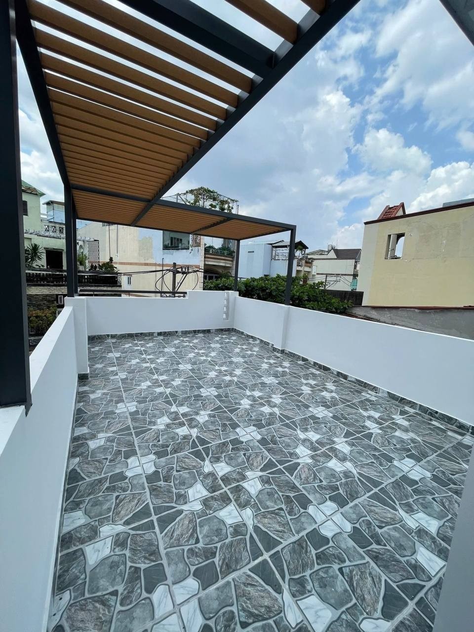 Bán nhà riêng DT 100m2 - Hẻm xe tải 8m Đường Trịnh Đình Trọng, Tân Phú 5