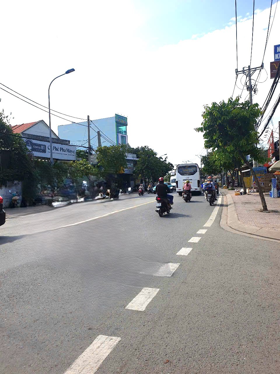 BÁN NHÀ 1 TRỆT 1 LẦU - ĐƯỜNG SỐ - CHỢ HIỆP BÌNH - 60M2 - CHỈ NHỈNH 5 TỶ - MỚI ĐẸP Ở LUÔN 2