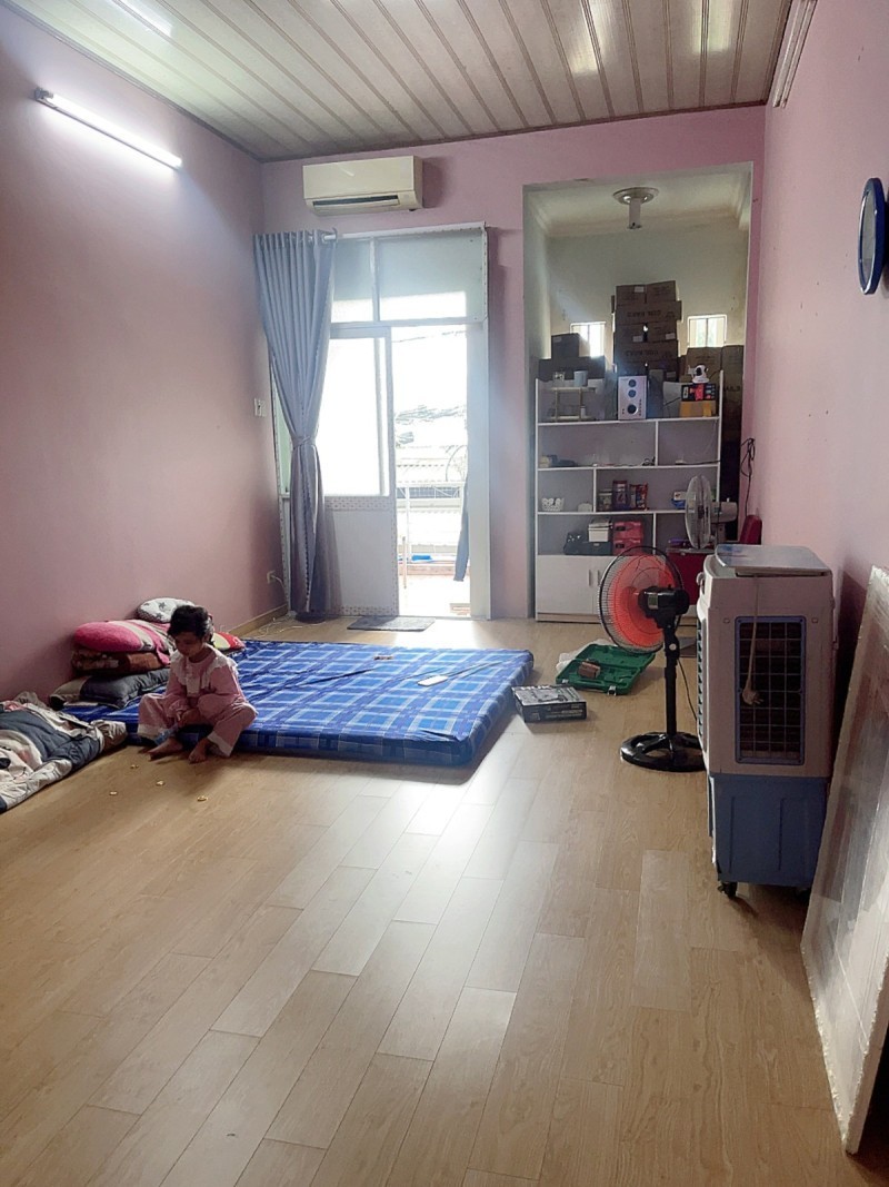 Bán nhà Mặt Tiền KD 80m2 - Đường Khu Họ Lê - Quận Tân Phú 3