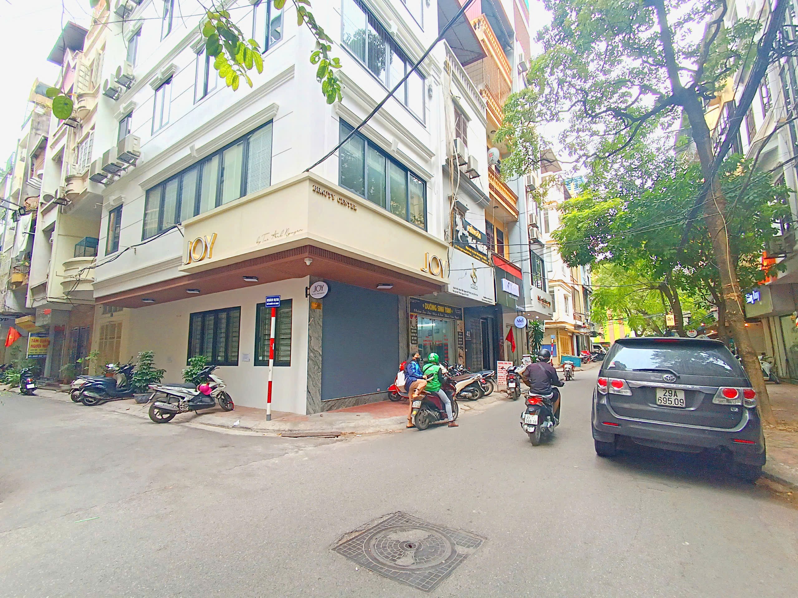 Bán nhà NGUYỄN CHÍ THANH – LÔ GÓC – 2 MẶT THOÁNG – MẶT TIỀN 5m – Ô TÔ TRÁNH – 55m² x 5T – 19 tỷ