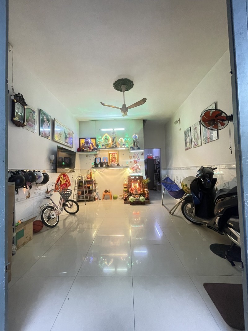 Bán nhà riêng DT 48m2 - Hẻm xe hơi Đường Trường Chinh, Quận Tân Phú 2