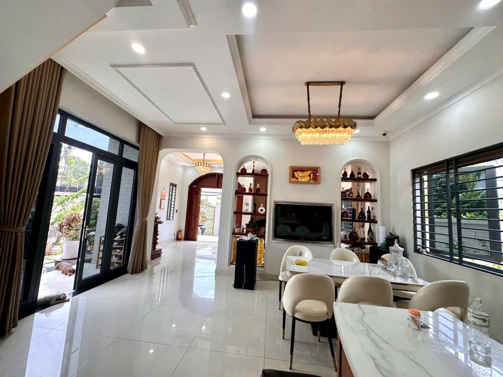 BIỆT THỰ SÂN VƯỜN ĐẸP SIÊU PHẨM – SÁT TT THỦ ĐỨC-373M2 -15X25 CHỈ 14 TỶ(TL) 6