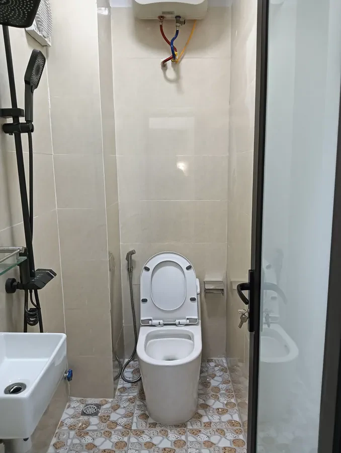 Bán nhà Trần Đại Nghĩa ,Hai bà Trưng , 30m ,4 tầng , MT 6.5M , Gía 3.95 Tỷ 5