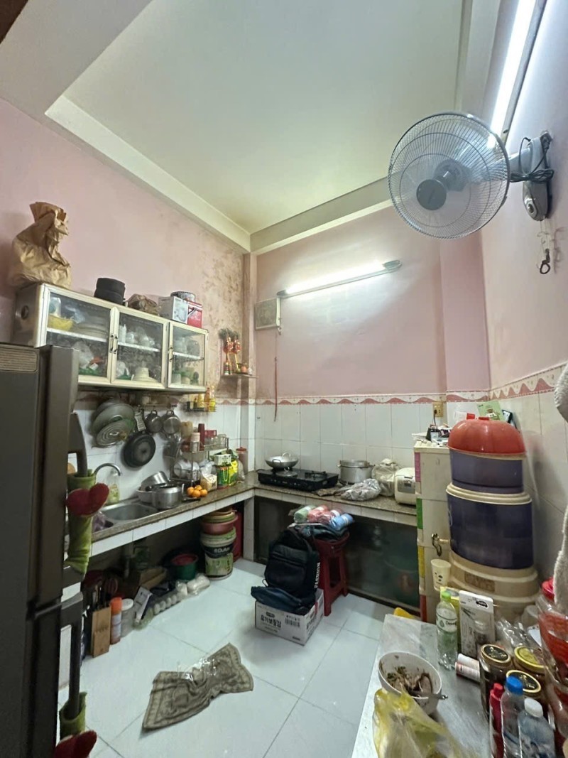 Bán nhà 2 tầng giá chỉ 3.78  tỷ ngay trung tâm Quận 8 – Hẻm thông, sổ riêng, vào ở ngay 3