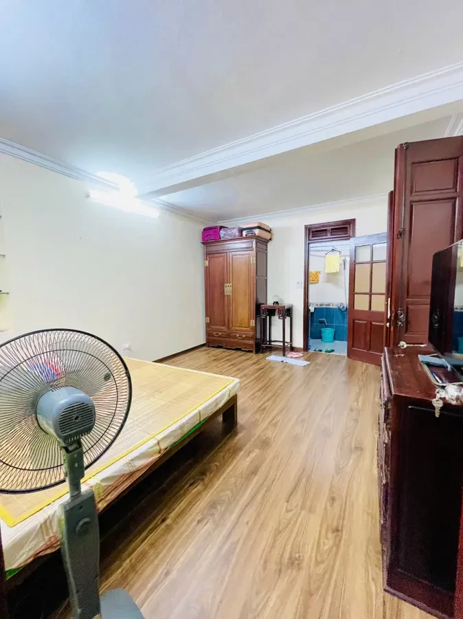 HIẾM-HỘ KHẨU PHỐ CỔ-NHÀ CÁCH 3M RA MẶT PHỐ HÀNG CHUỐI-52M 6xTỶ-TIỆN ÍCH MIỄN BÀN 3