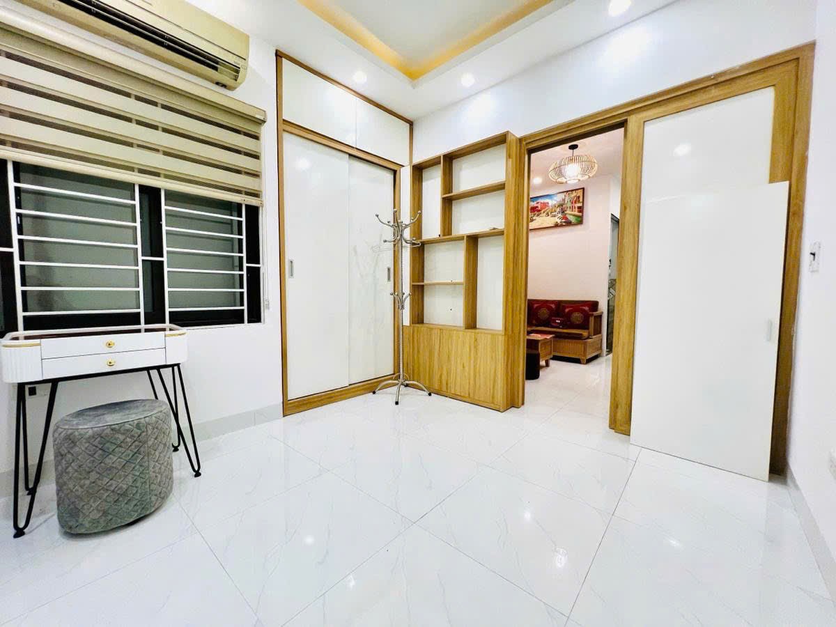 BÁN CĂN HỘ CHUNG CƯ KHƯƠNG THƯỢNG-CỰC HIẾM-VIEW HỒ-TRUNG TÂM ĐỐNG ĐA-54M2 4